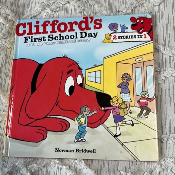 Kohl's Cares Clifford The Big‎ Red Dog Stuffed Animal Plush with Book - Picture 7 of 9